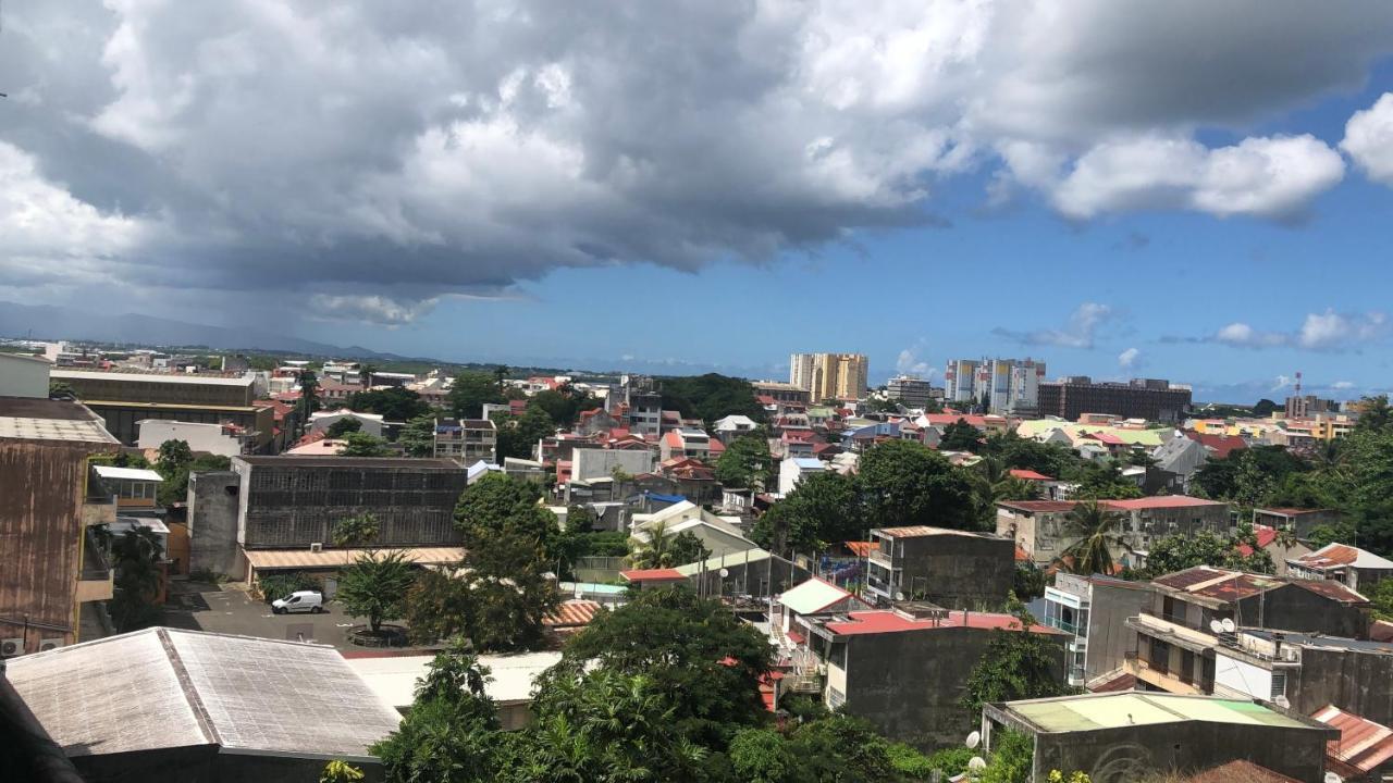 Appartement Avec Vue Panoramique De Pointe-A-Pitre Esterno foto